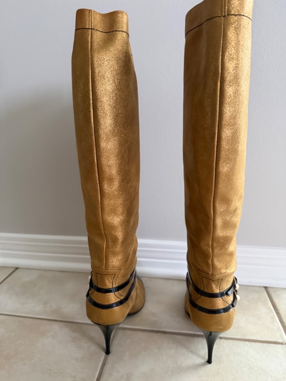 Vintage CHANEL Gold Leather CC Pearl Boots | Euro 39.5 - Picture 6 of 10
